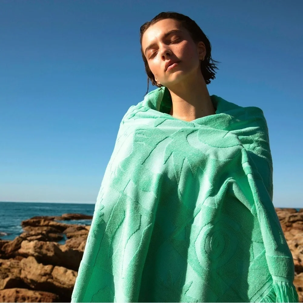 Sunnylife Damian Downey Aqua Textured Beach Towel with Fringe